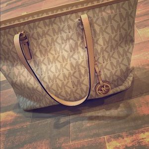 Michael kors bag